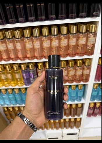 Victoria's Secret Very Sexy EdP Kadın Parfümü