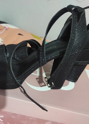 Siyah Desenli Platform Topuklu Kadın Ayakkabı 
10cm - Görsel 2