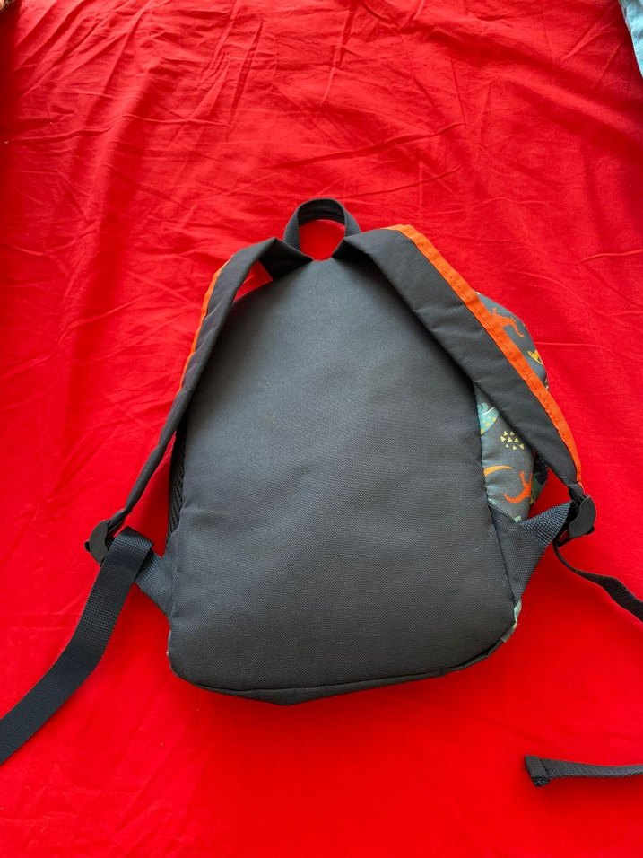 Çocuklar için Dinozor Desenli Okul Çantası - Görsel 2