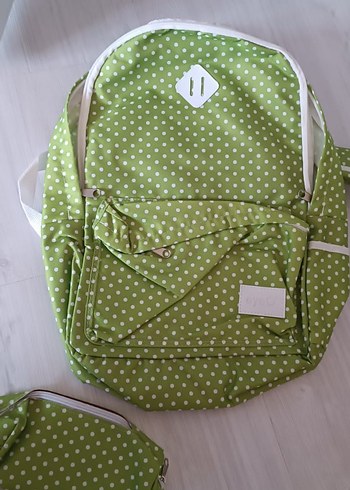 Açık Yeşil Puantiyeli Çocuk Sırt Çantası - Görsel 2