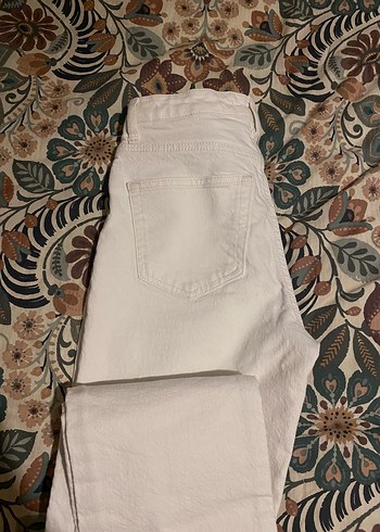 s Beden Düğmeli Beyaz Kadın Midi Kot Pantolon
