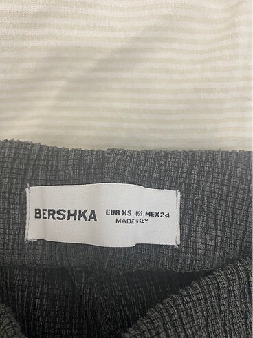 xs Beden BERSHKA pantolon