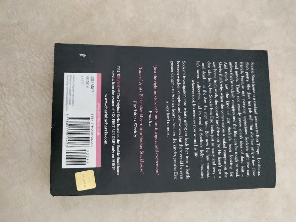 Charlaine Harris - Dead to the World Romanı - Görsel 5