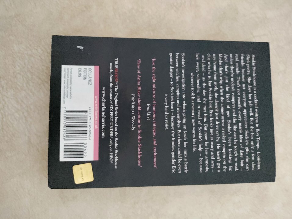 Charlaine Harris - Dead to the World Romanı - Görsel 4