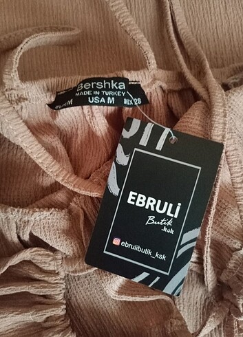 Bershka Elbise