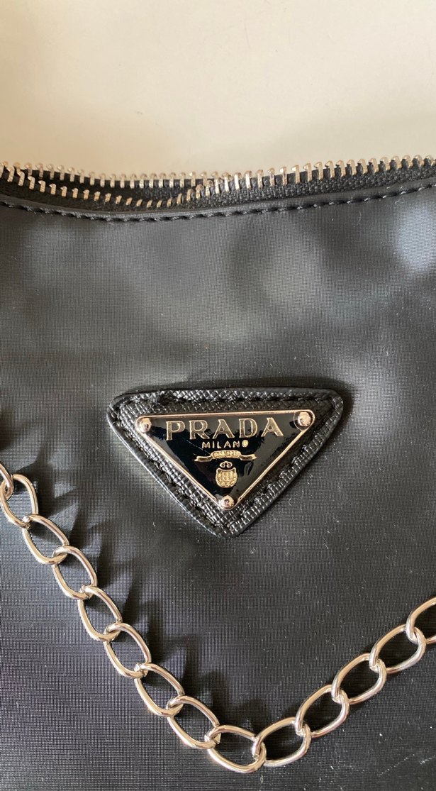 Siyah Deri Prada Fermuarlı Kadın Çanta - Görsel 3