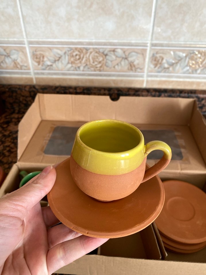 Renkli Seramik Fincan ve Demlik Seti - Görsel 2