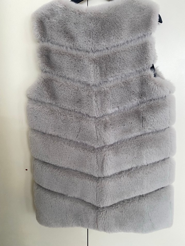 Gri Kürklü Kadın Yelek - Görsel 2