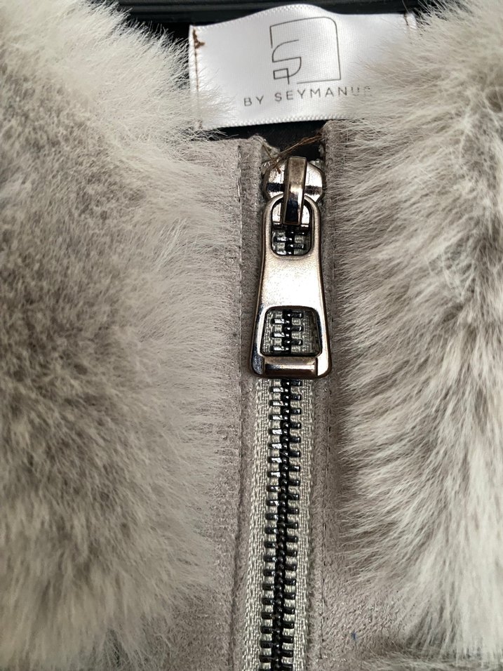 Gri Kürklü Kadın Yelek - Görsel 3