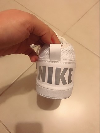 38 Beden beyaz Renk Nike court spor ayakkabı