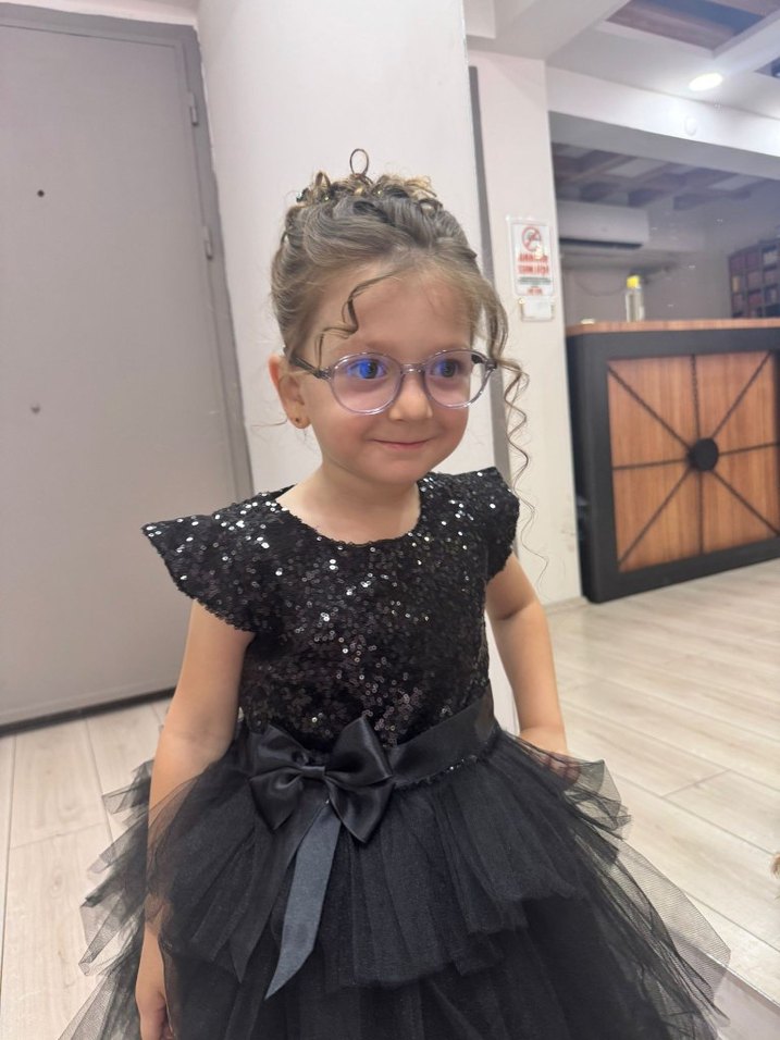 Kız Çocuk Siyah Parlak Kısa Kollu Elbise - Görsel 2