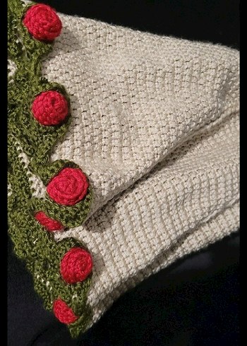 Nakışlı Kırmızı büket Battaniye - Görsel 3