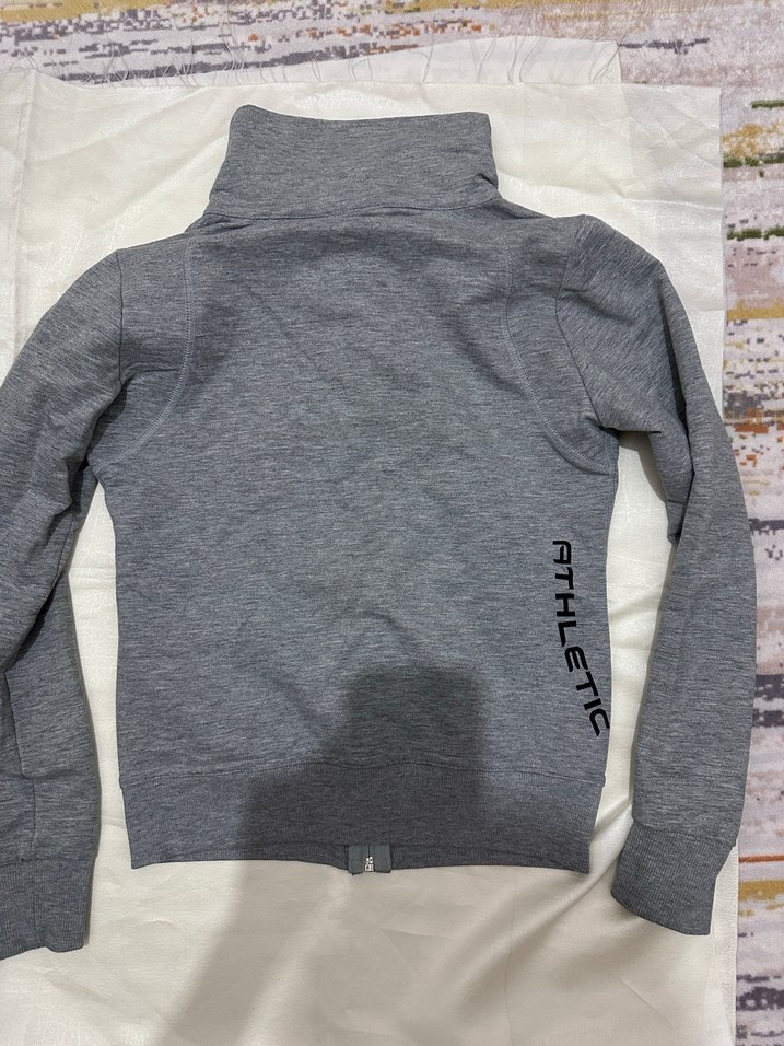 Gri Fermuarlı Yüksek Yaka Ceket - Görsel 3