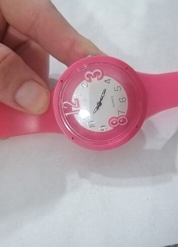 Pembe quartz saat 
