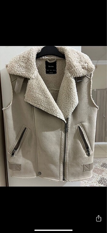 Bershka Yelek