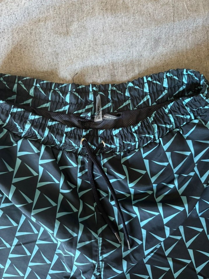 Erkek Lacivert Desenli Mayo Şort - Görsel 2