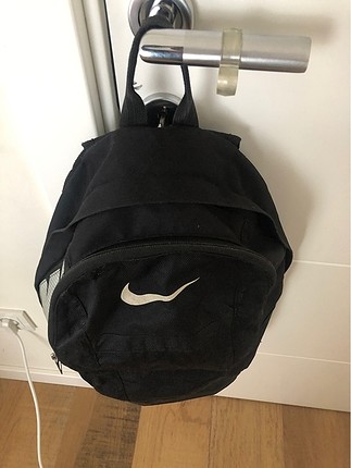  Beden Orta Boy Nike Çanta