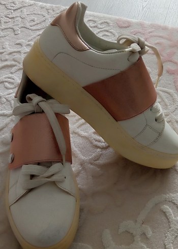 Beyaz Kadın Dolgu Topuklu Spor Ayakkabı - Görsel 7