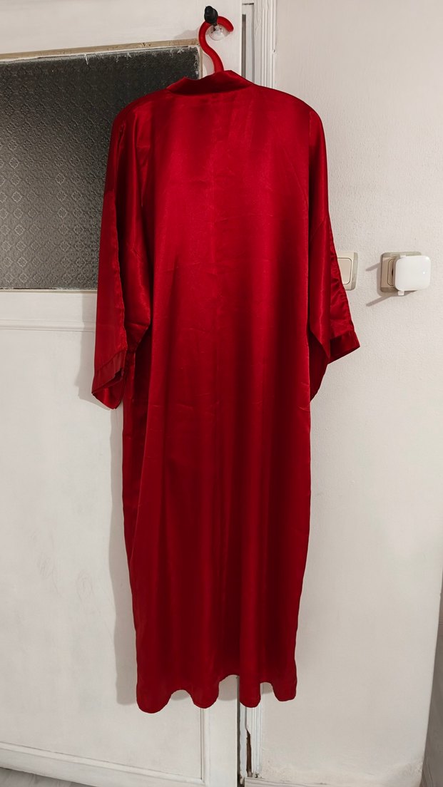 Parlak Kırmızı Uzun Kadın Sabahlık - Görsel 2