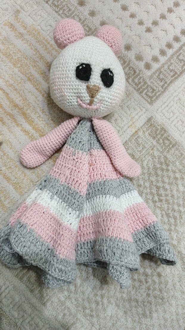 Gri ve Pembe Örgü Peluş Oyuncak - Görsel 2