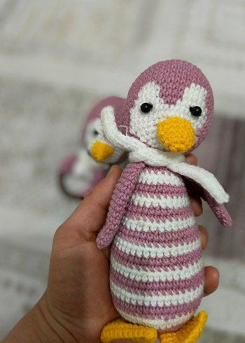 Pembe Örgü Penguen Diş Kaşıyıcı ve Çıngırak - Görsel 2