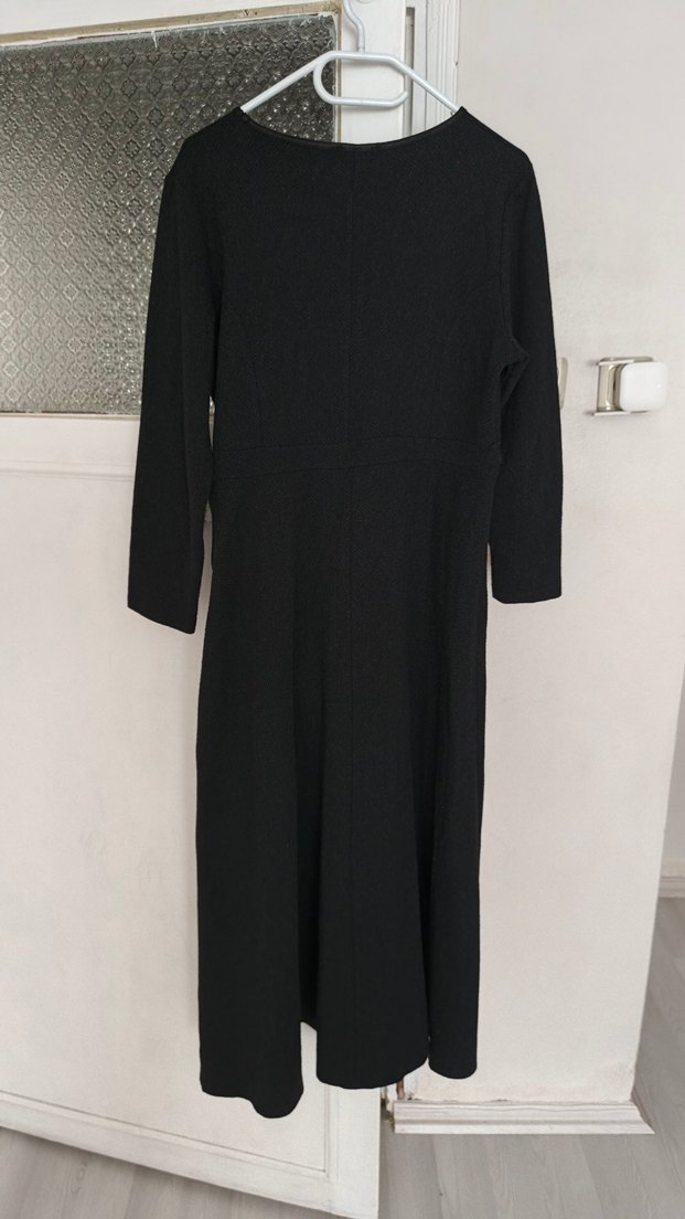 Kemer Detaylı Siyah Uzun Kollu Kadın Elbise - Görsel 2