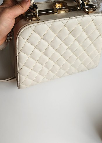 Beyaz Kapitone Kadın Çanta - Görsel 5