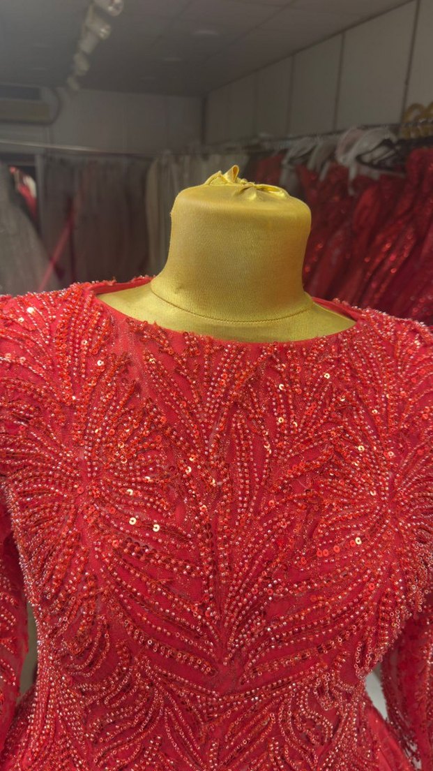 Uzun Kollu Klasik Kırmızı Henna Elbise - Görsel 2