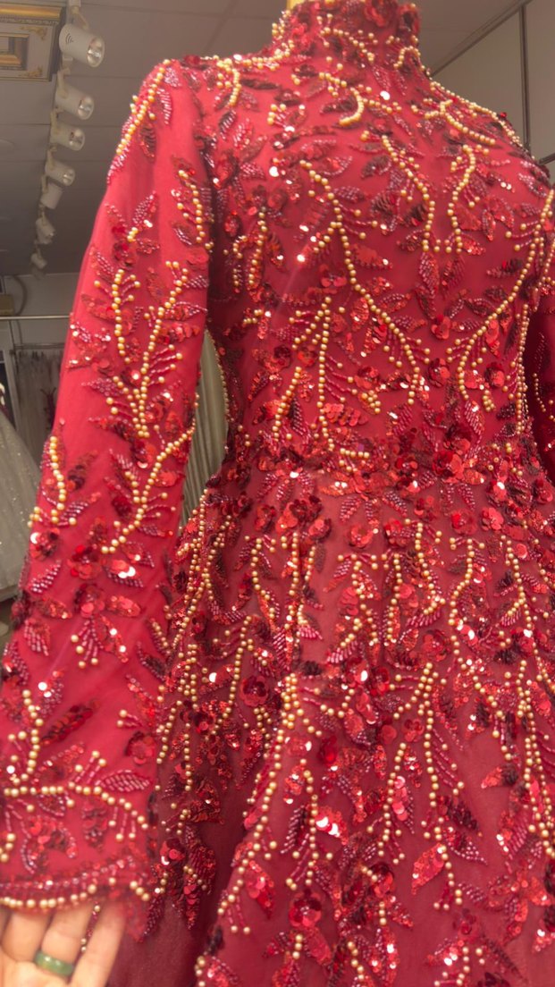 Bordo İşlemeli Uzun Kollu Abiye Elbise - Görsel 2