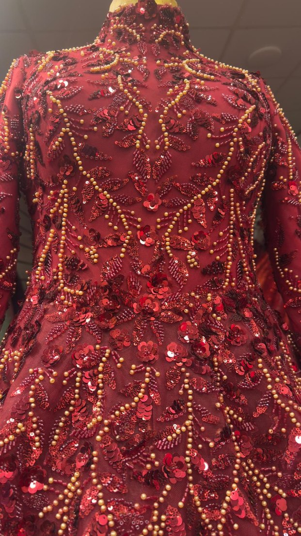 Bordo İşlemeli Uzun Kollu Abiye Elbise - Görsel 3