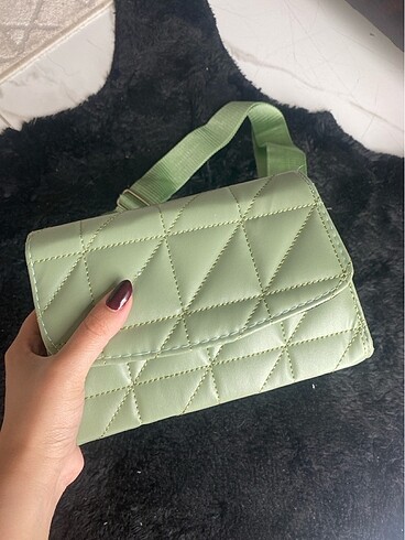 Zara Mint yeşili kol çantası