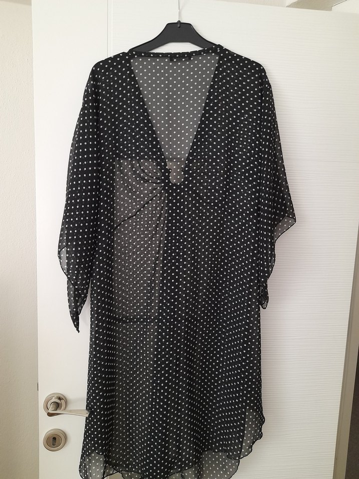 Uzun Siyah Puantiyeli Plaj Elbisesi - Görsel 5