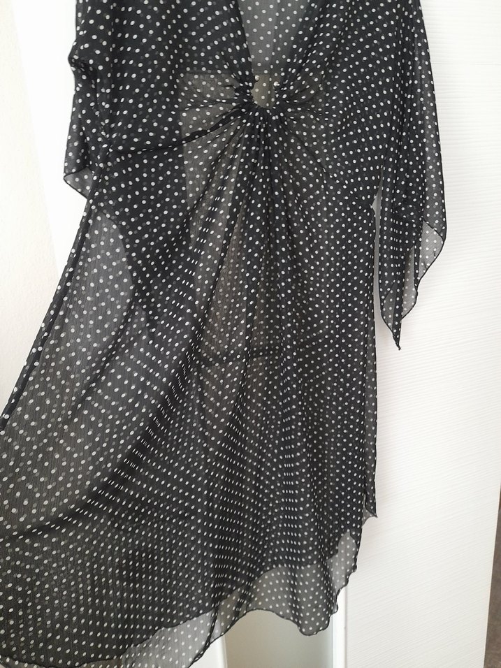 Uzun Siyah Puantiyeli Plaj Elbisesi - Görsel 3