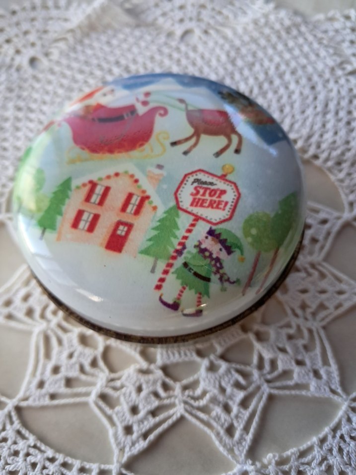 Vintage Noel Baskılı Teneke Kutu - Görsel 2