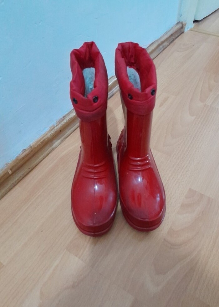 Kirmixi yagmur cizmesi - Görsel 2