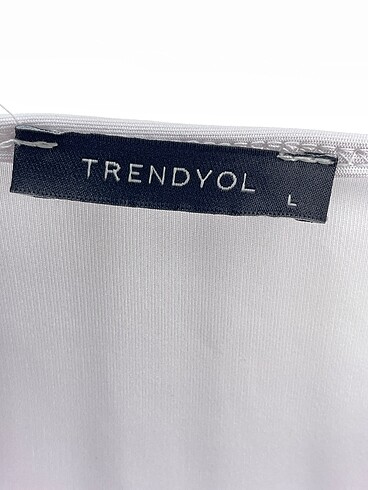 l Beden beyaz Renk Trendyol & Milla Bluz %70 İndirimli.