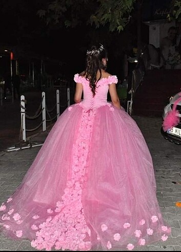 Pembe Nişanlık Prenses Model Çiçekli 