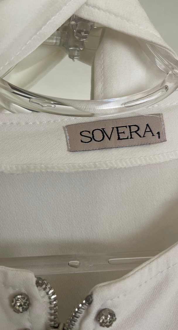 Düğmeli, Nakışlı Beyaz  trenç - Görsel 2