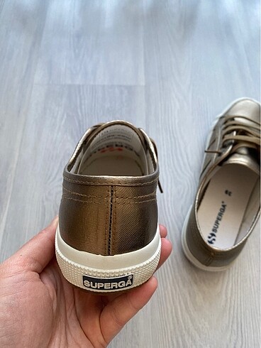 39 Beden Superga bronz spor ayakkabı