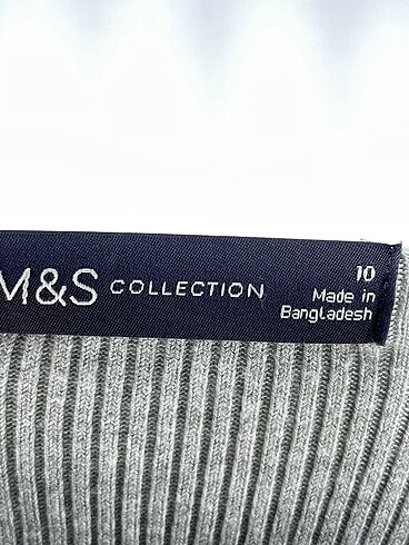 38 Beden gri Renk Marks & Spencer Bluz %70 İndirimli.
