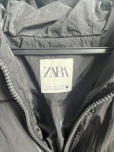 Zara siyah şişme mont