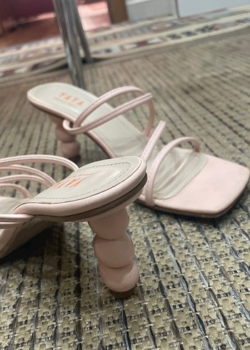 Pembe Blok Topuklu Yılan Desenli Kadın Terlik - Görsel 2