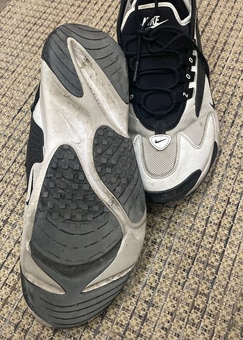 Nike Beyaz Gri Bağcıklı Spor Ayakkabı - Görsel 2