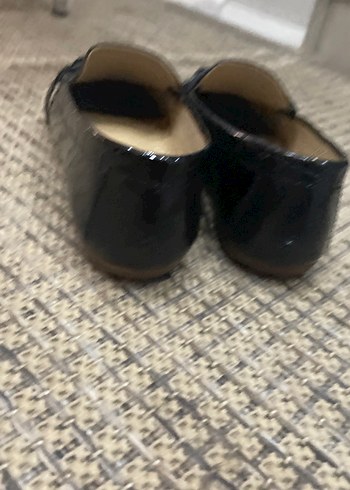 Parlak Siyah Yılan Desenli Tokalı Loafer - Görsel 5