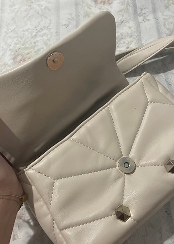 Krem Zincir Detaylı Deri Kadın Çanta - Görsel 4