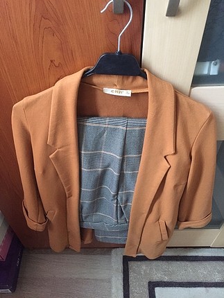 Hardal Rengi Blazer