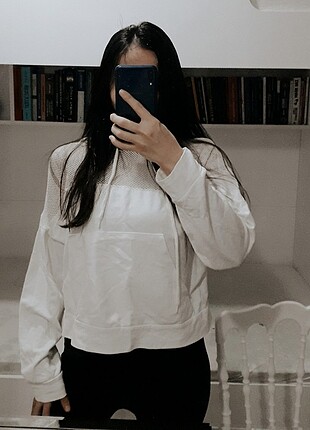 Kapisonlu fileli sweatshirt