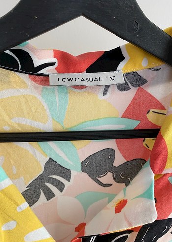 Renkli Desenli Kadın Kısa Kollu Gömlek - Görsel 3