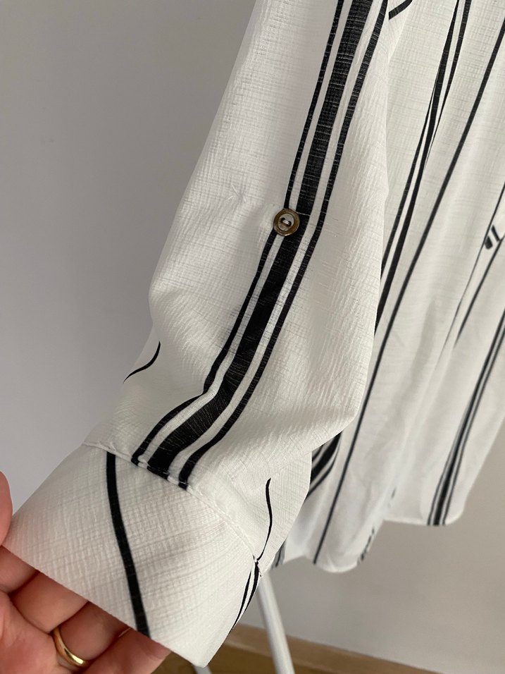 Düğmeli, Uzun Kollu Çizgili Kadın Gömlek - Görsel 3