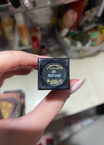 YSL Koyu Renk Ruj - Görsel 2